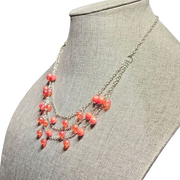 Red Berry Bliss Dangle Necklace (NWOT) - Picture 6 of 12